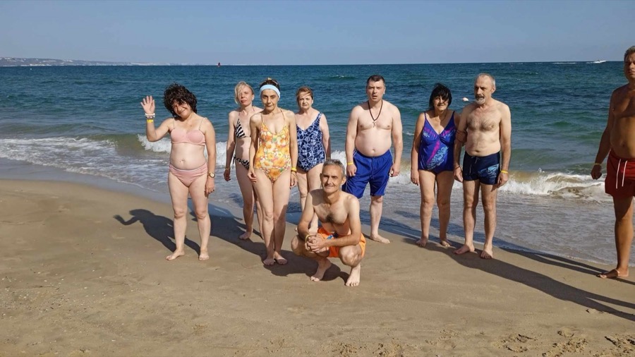 Група на морския бряг